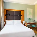מלון Sofitel Grand 5*