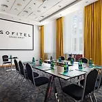 מלון Sofitel Grand סופוט