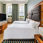 Sofitel Grand מלון סופוט