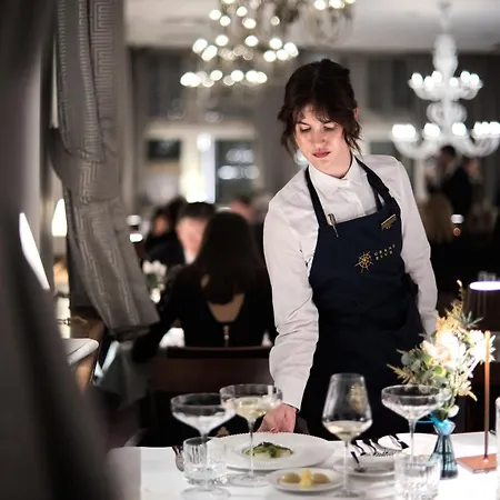 Hotell Sofitel Grand