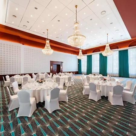 Hotell Sofitel Grand 5*