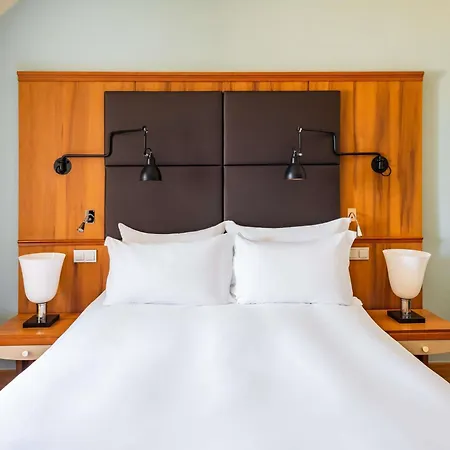 Hotell Sofitel Grand 5*