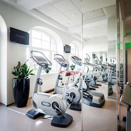 Sofitel Grand Hotell 5*
